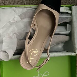 Sam Edelman Tarra Sandals, brand new with barcode on the box no other tags